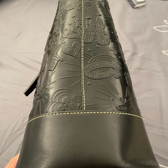 Disney Dooney and Bourke - Picture 6 of 9